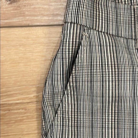 Women’s Plaid Dress Pants – Size 8 – Elastic Waist & Pockets - Picture 7 of 7